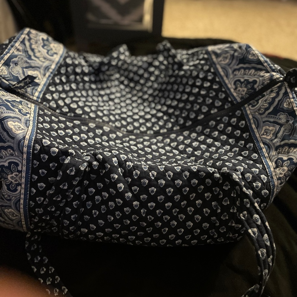 Vera Bradley duffle bag retired pattern Nantucket blue